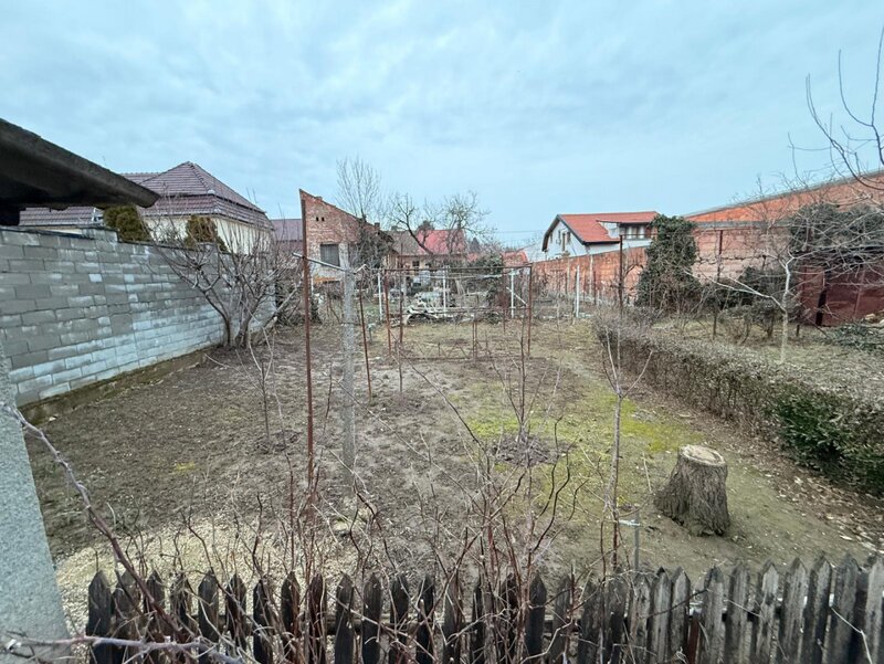 Brancoveanu, casa cu o camera 20 mp utili + 158 mp teren in folosinta, oferta.